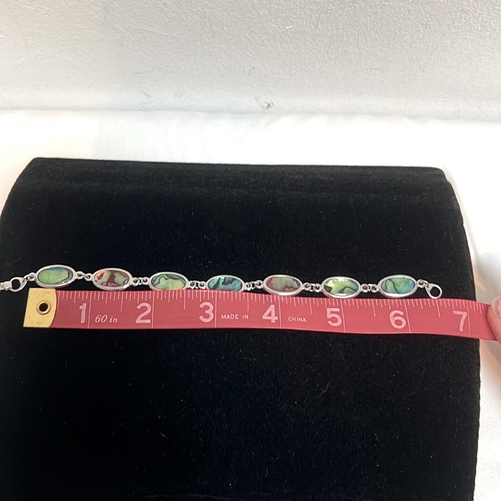 Abalone Shell Bracelet - Picture 4 of 6